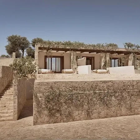 Hotel Helena's Aether - Seaview & Heated Infinity Pool