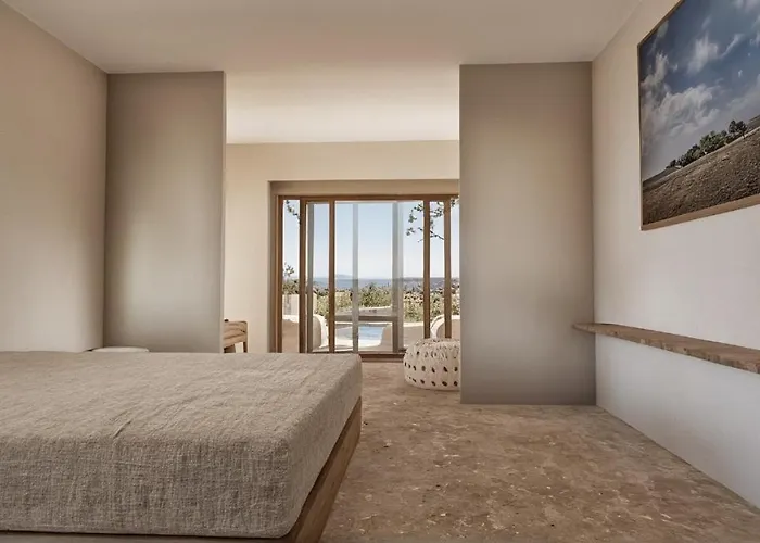 Helena's Aether - Seaview & Heated Infinity Pool 4*